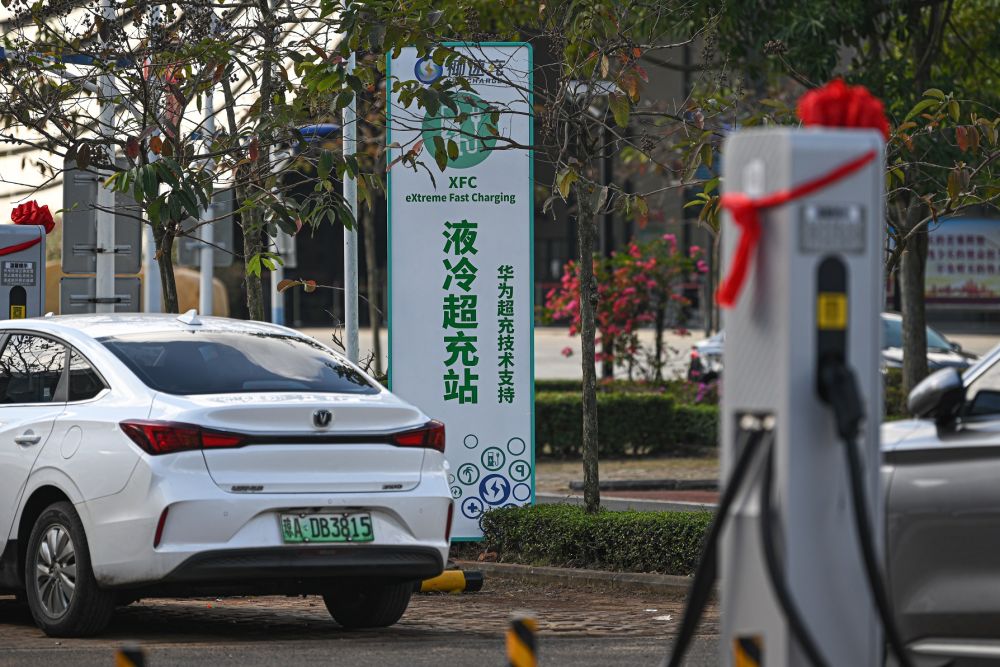 關(guān)于所謂的2024新澳門正版免費資本車的真相揭露——警惕網(wǎng)絡(luò)賭博與非法賭博軟件的陷阱，警惕網(wǎng)絡(luò)賭博與非法賭博軟件陷阱，揭露所謂的2024新澳門正版免費資本車真相