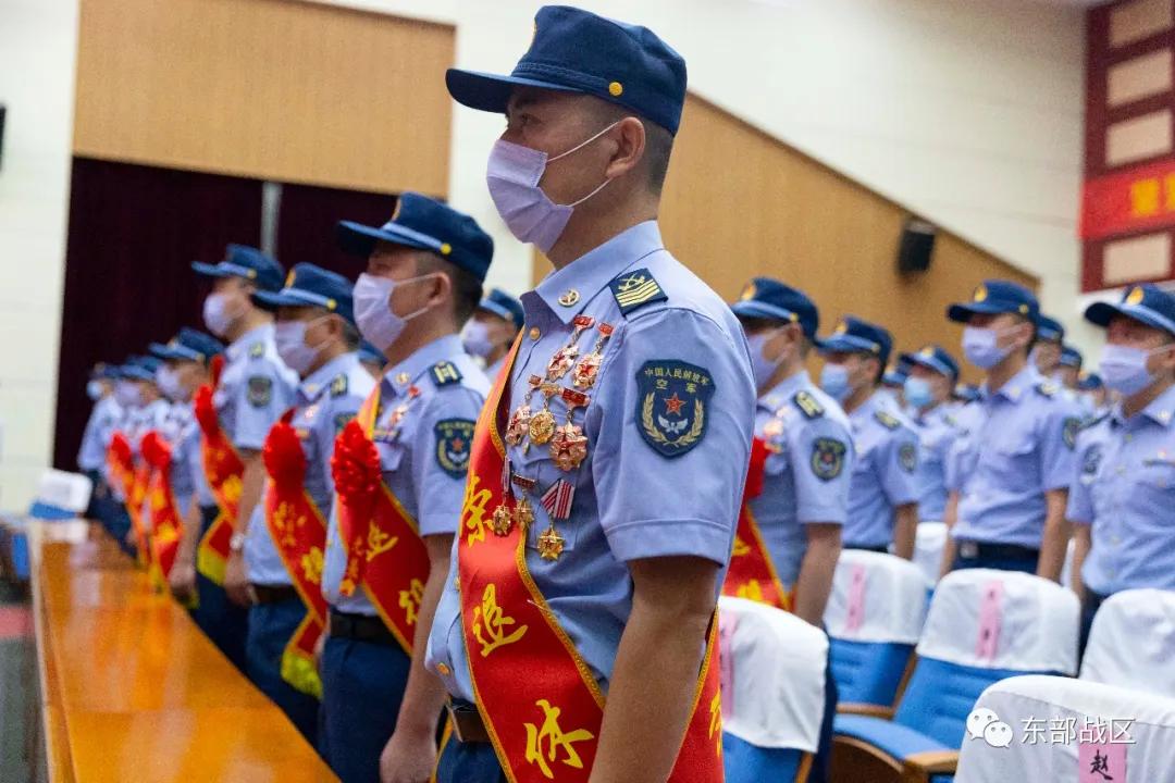 中國海軍軍服種類及其演變，中國海軍軍服種類與演變歷程