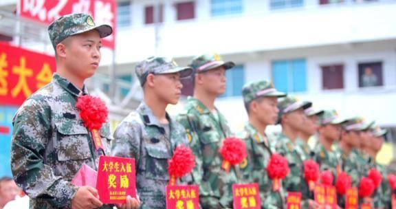 關于女兵征兵條件及要求在2022年的解讀，2022年女兵征兵條件及要求解讀