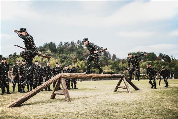 烈火軍校演員表及所有演員介紹，烈火軍校演員陣容全解析，角色介紹及演員表