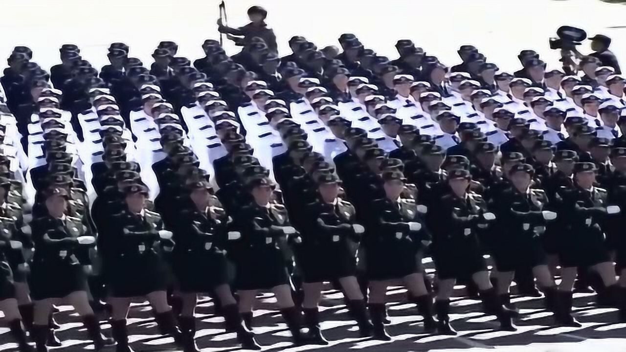 國慶70周年大閱兵女兵方隊視頻，展現巾幗英雄的風采，國慶70周年大閱兵女兵方隊，巾幗英雄的風采展現視頻欣賞